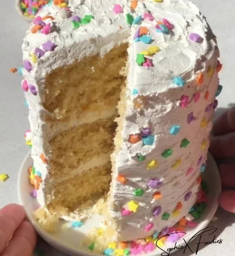 4 inch vanilla cake decorated and ready for serving