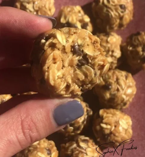 Plate of 4 ingredient peanut butter cookies freshly baked