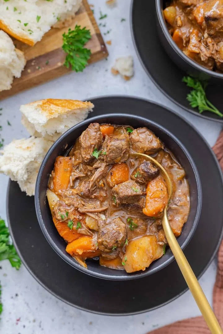 Delicious slow cooker beef stew with vegetables and herbs