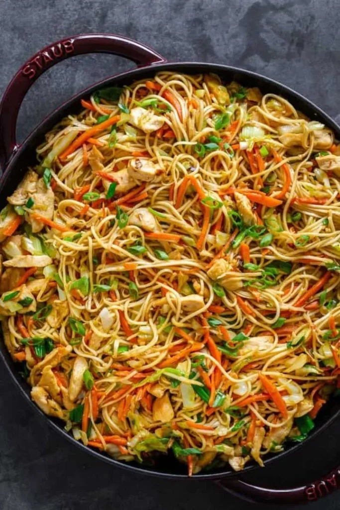 Delicious Chicken Chow Mein with tender chicken, vegetables, and noodles