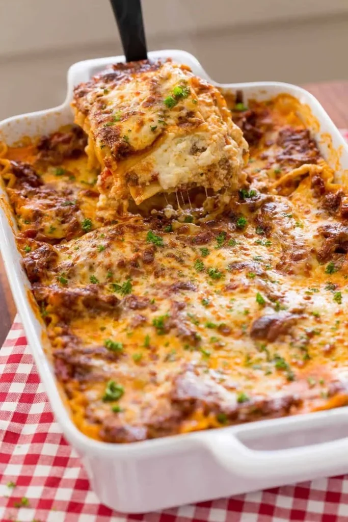 A delicious easy lasagna layered with cheese and sauce, perfect for dinner.