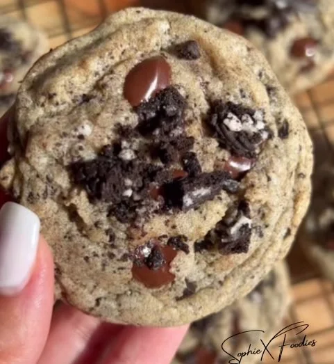 Oreo Chocolate Chip Cookies with chocolate chips and Oreo cookie pieces