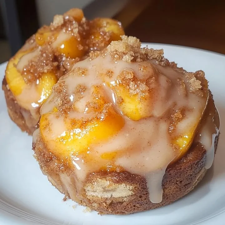 Delicious Peach Cobbler Mini Cakes with fresh peaches and a golden crust