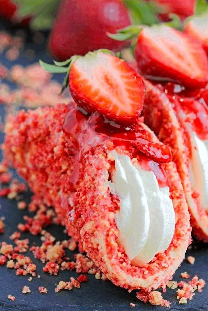 Delicious strawberry cheesecake tacos served on a plate