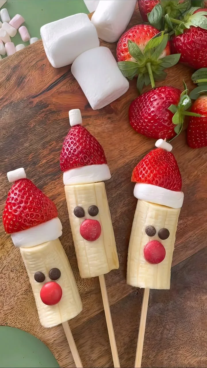 Festive Banana Strawberry Santa Skewers for holiday snacks