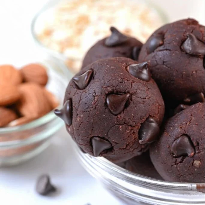Delicious chocolate protein balls ready for a healthy snack.