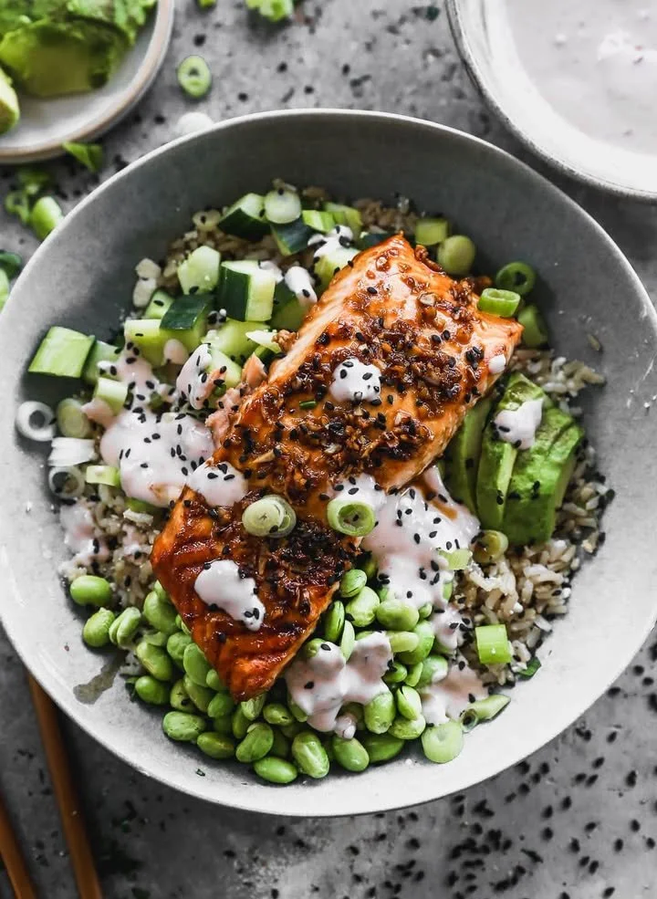 Delicious easy salmon bowl recipe with fresh ingredients and vibrant colors