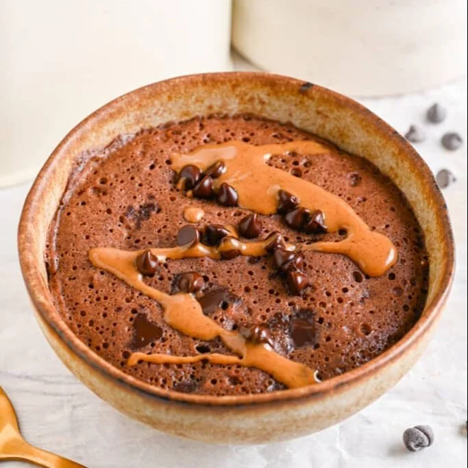 Delicious healthy mug cake recipe served in a mug, perfect for a quick dessert