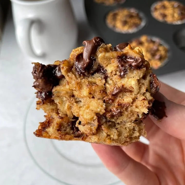 Peanut Butter Banana Baked Oatmeal Cups served in a white dish for breakfast.