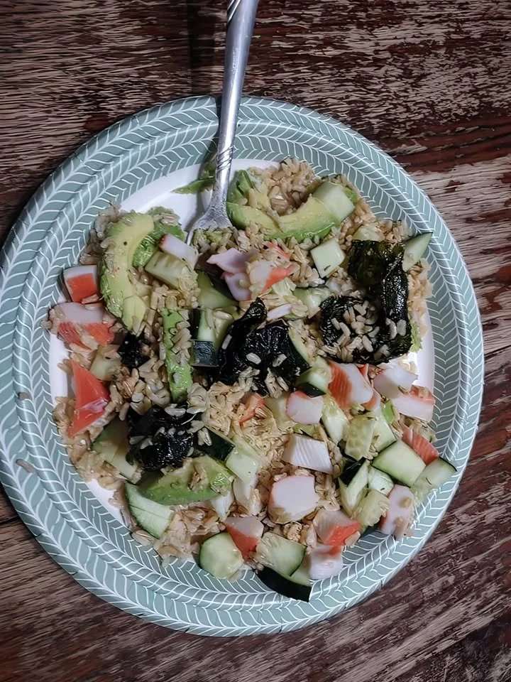 Delicious sushi rice bowl with fresh ingredients and vibrant colors