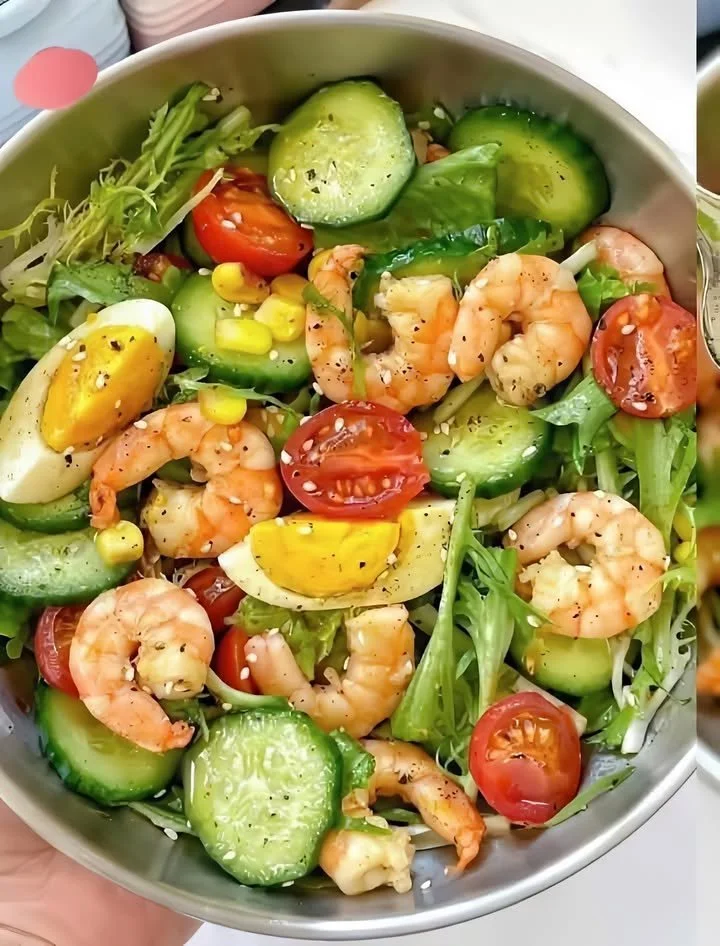 Delicious shrimp salad bowl with fresh ingredients and colorful toppings