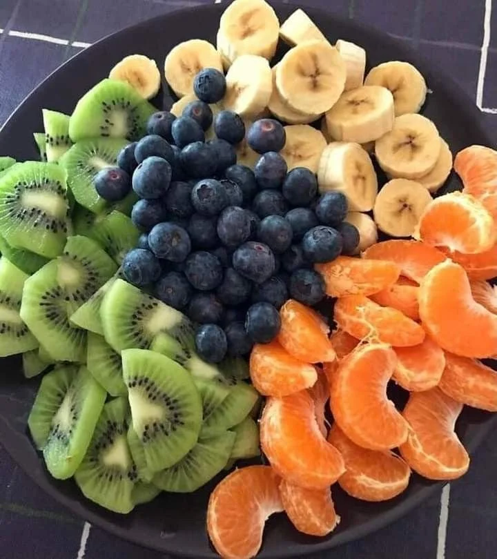 A colorful assortment of fresh fruits showcasing variety and health benefits.
