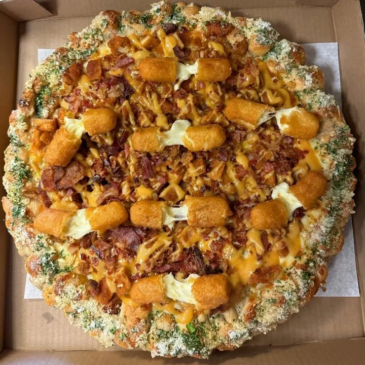 Chicken Bacon Pizza inspired by Chick-fil-A with delicious toppings.