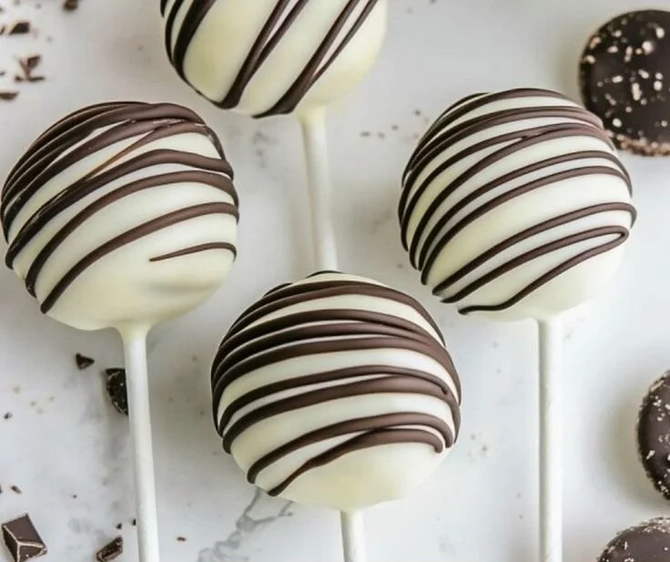 Deliciously crafted Oreo Cake Pops ready for serving.