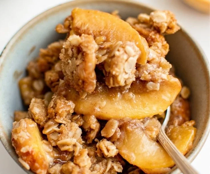 Delicious easy peach recipes including cobblers and desserts