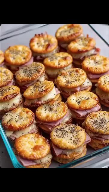Cheesy Party Bites