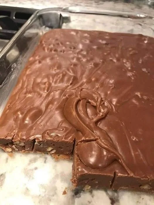 Delicious 5-minute fudge made following Paula Deen's quick recipe