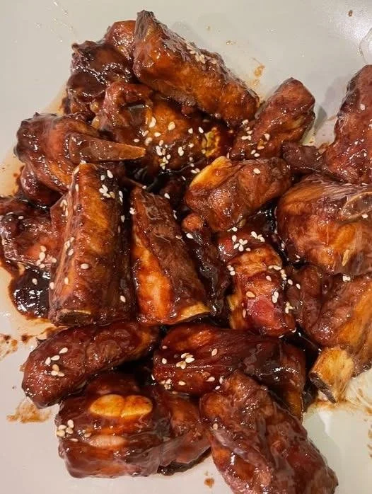 A visually stunning design capturing the essence of irresistible beauty and charm.