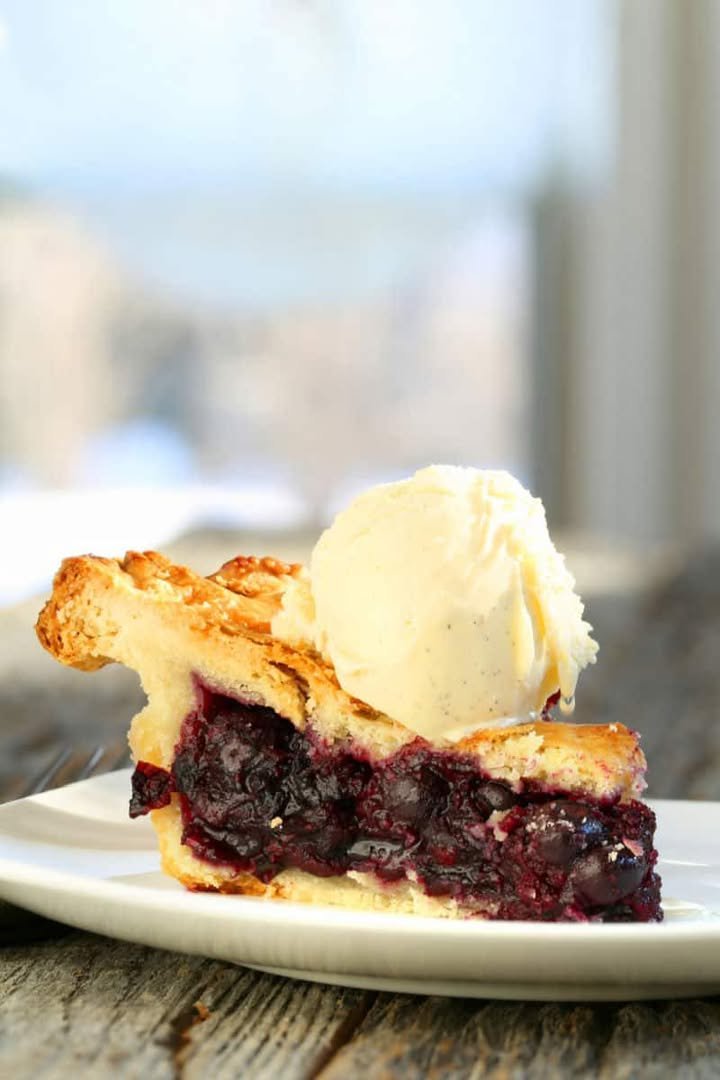 Low Carb Blueberry Pie