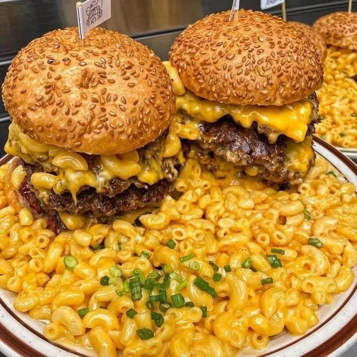 Delicious Mac and Cheese Burger with melted cheese and savory toppings
